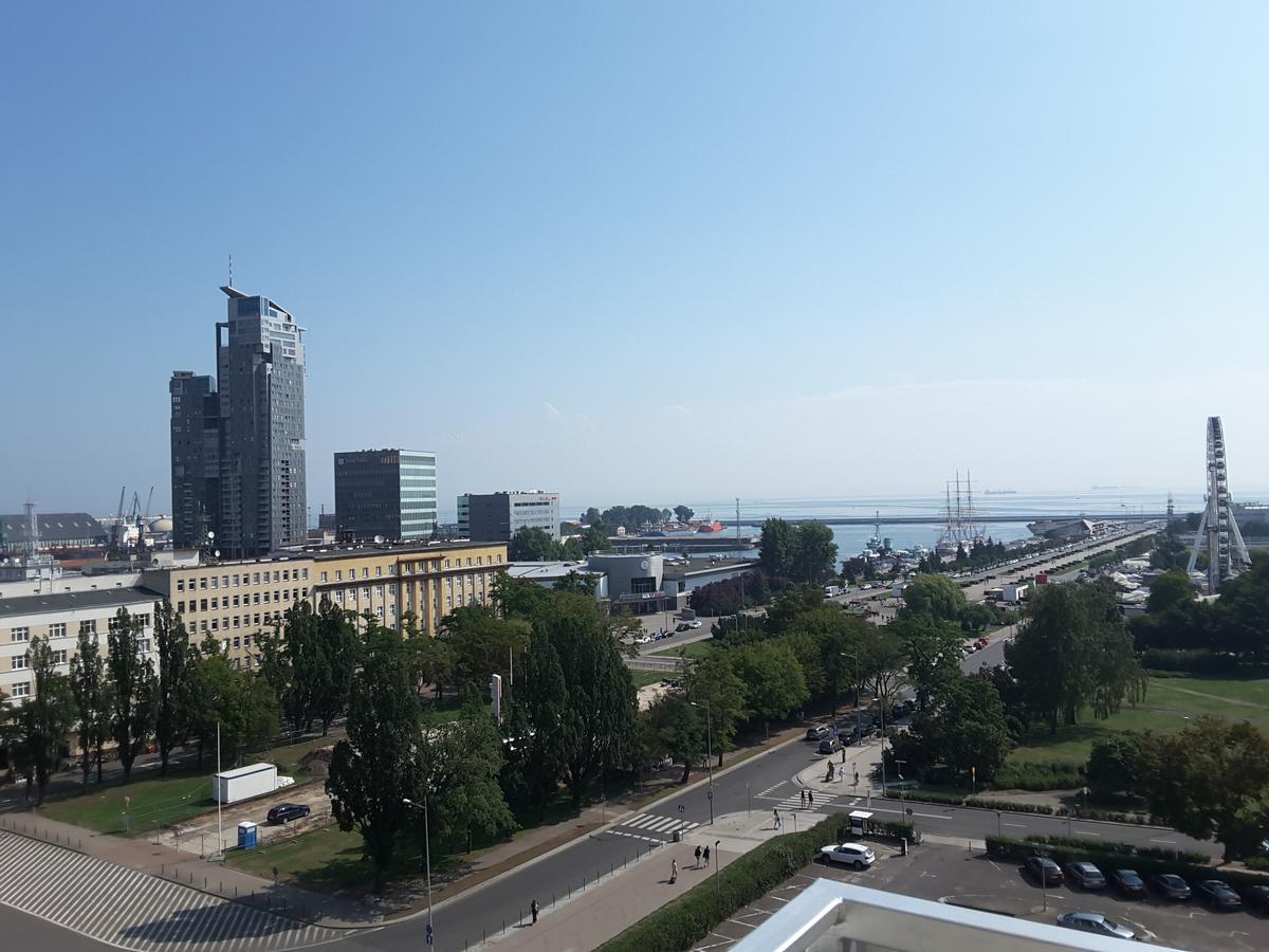 Sloneczny Skwer 13 Apartment Gdynia Bagian luar foto