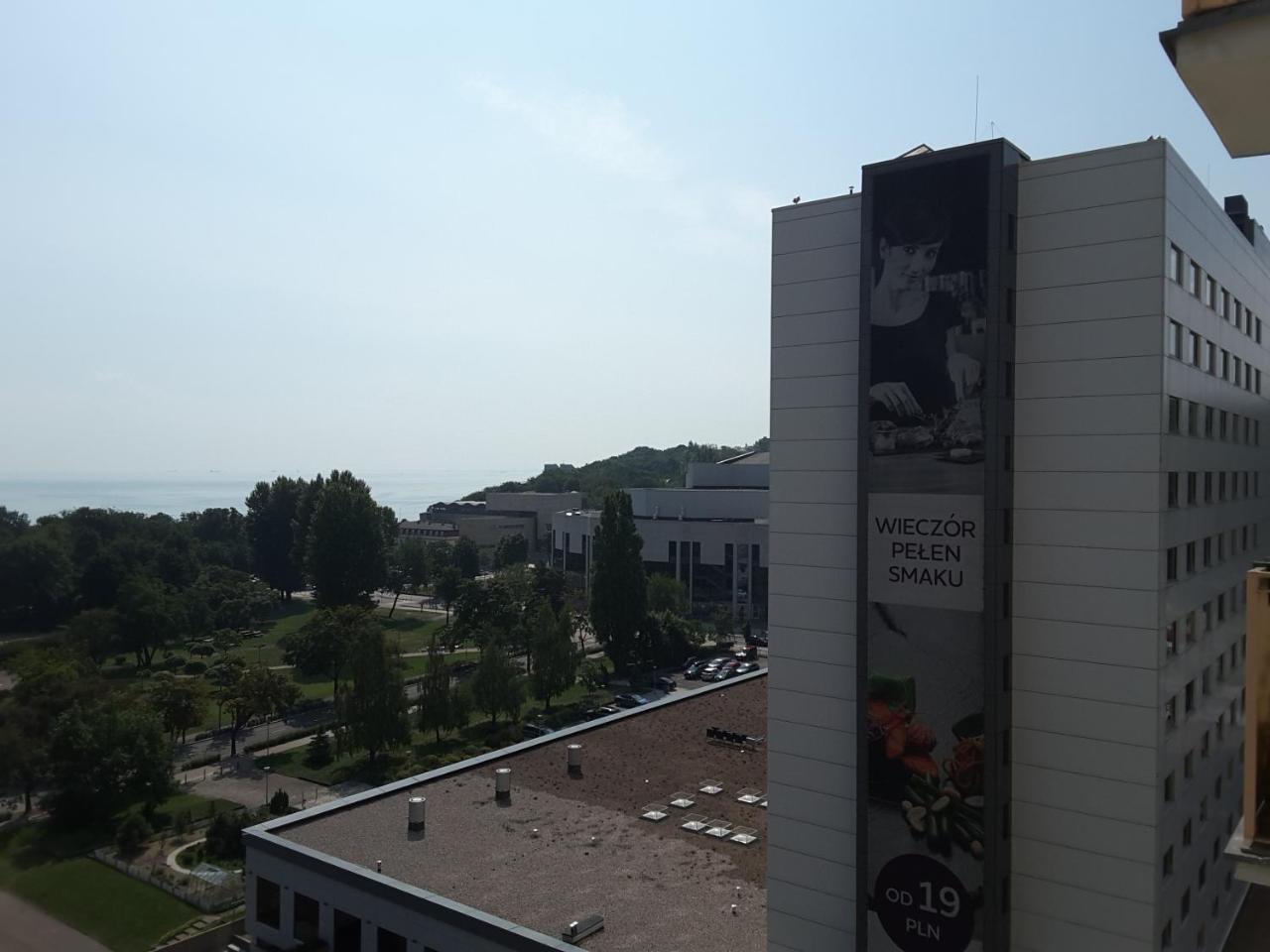 Sloneczny Skwer 13 Apartment Gdynia Bagian luar foto