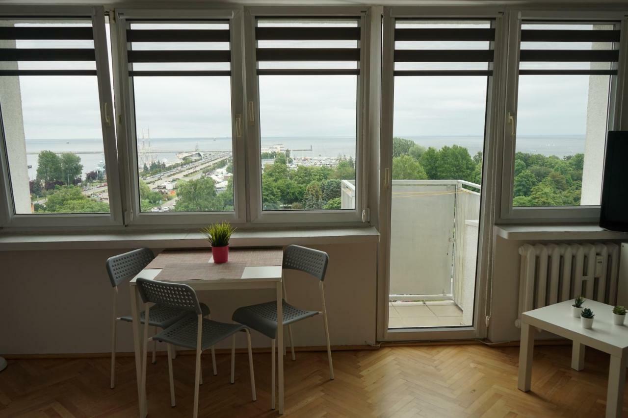Sloneczny Skwer 13 Apartment Gdynia Bagian luar foto